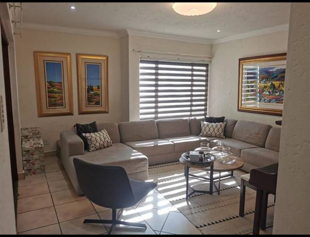 4 BEDROOM PROPERTY TO RENT IN NEWLANDS